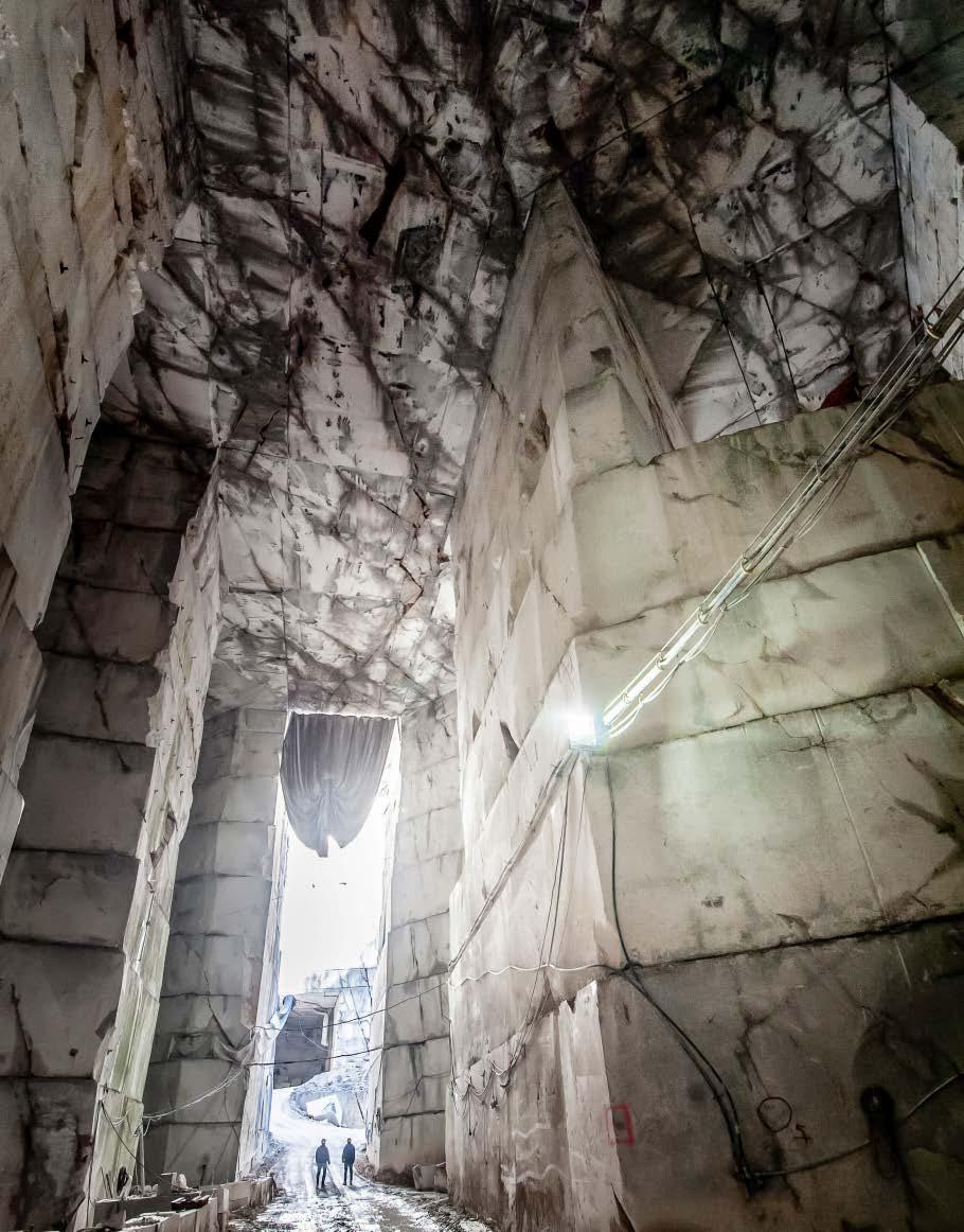 柏丽大家居旗下艺术家具品牌Draenert演绎顶级天然石材浪漫与浓情