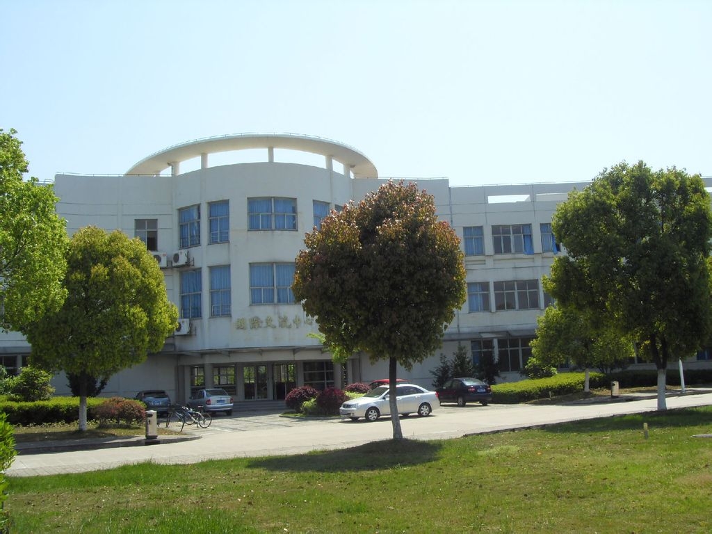 上海第二工业大学和上海工程技术,上海第二工业大学和上海工程大学