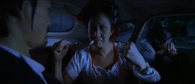 18年过去，再看周星驰的《功夫》，他拿奖无数离不开这三大情怀