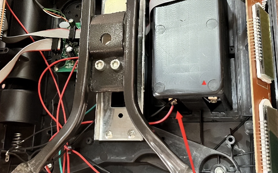 电子秤规格跟电池有关吗,电子秤电池装上不显示数字怎么办