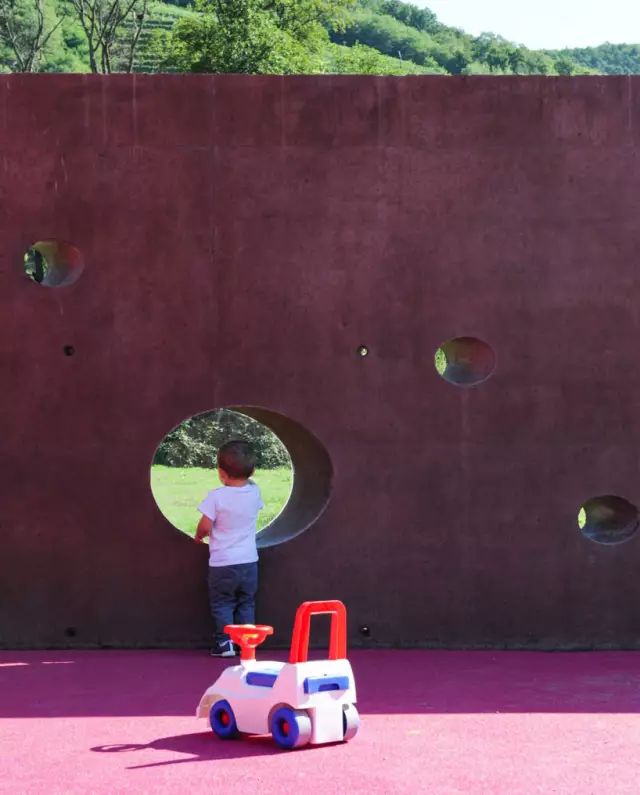 全球最美的十大幼儿园,日本幼儿园与中国幼儿园对比感受