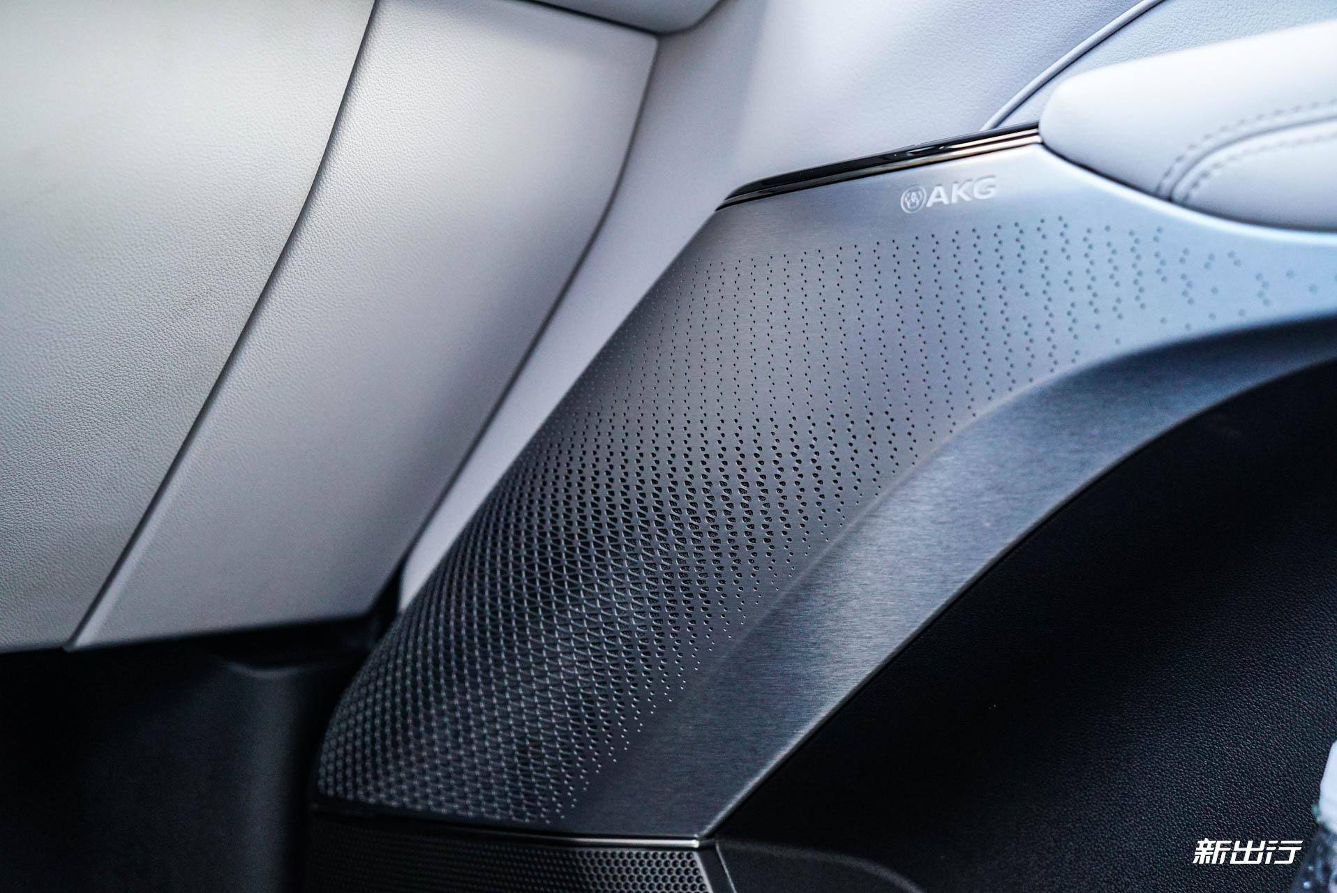 跨山越水原唱完整版,跨山越水