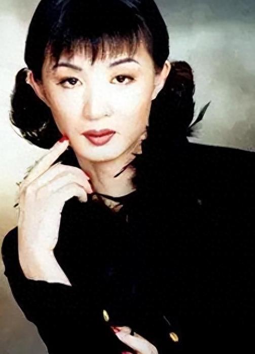 金星被问：做了变性手术后，他会无法抗拒和女人一起洗澡吗？