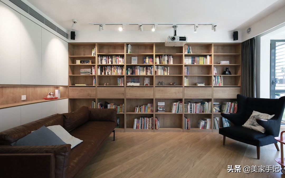 全屋都打柜子效果图,90平米极简装修打满柜子