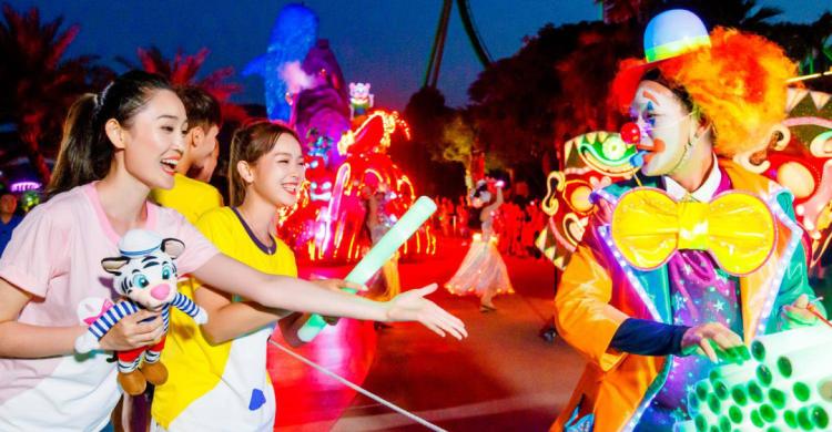 珠海长隆飞船酒店！海洋王国无限畅玩+畅游28楼绝美无边际泳池