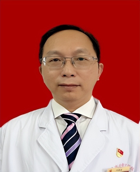 女子滑倒致小腿骨折，医生巧术让患者“快速复位”