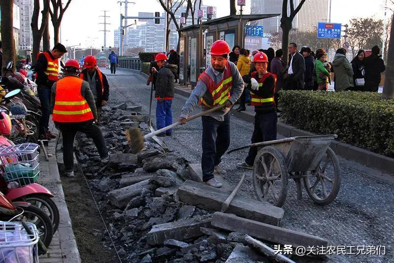 青岛劳务市场一天多少钱,青岛中韩劳务市场住宿便宜吗