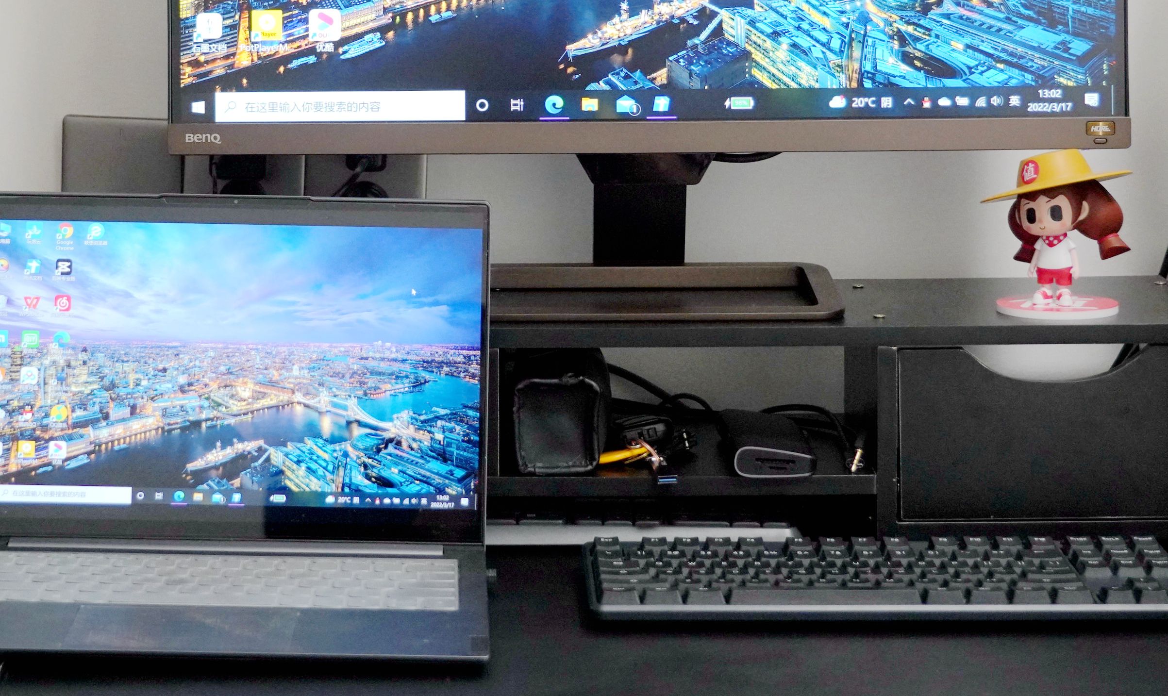 布置书桌的便宜好物,书桌桌面布置必备物品推荐