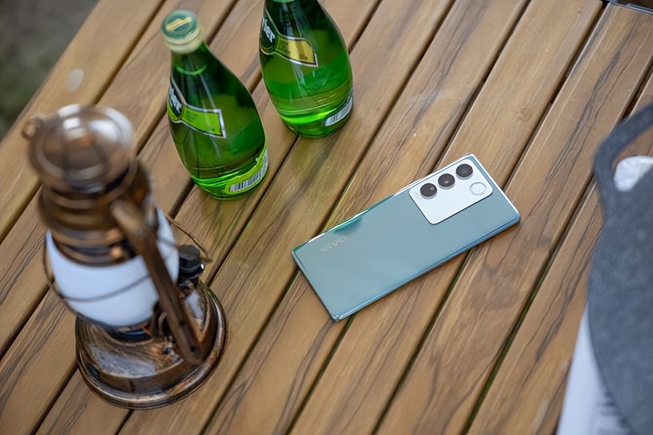 2023最新款手机该怎么选择,2023哪款手机性能高最值得入手