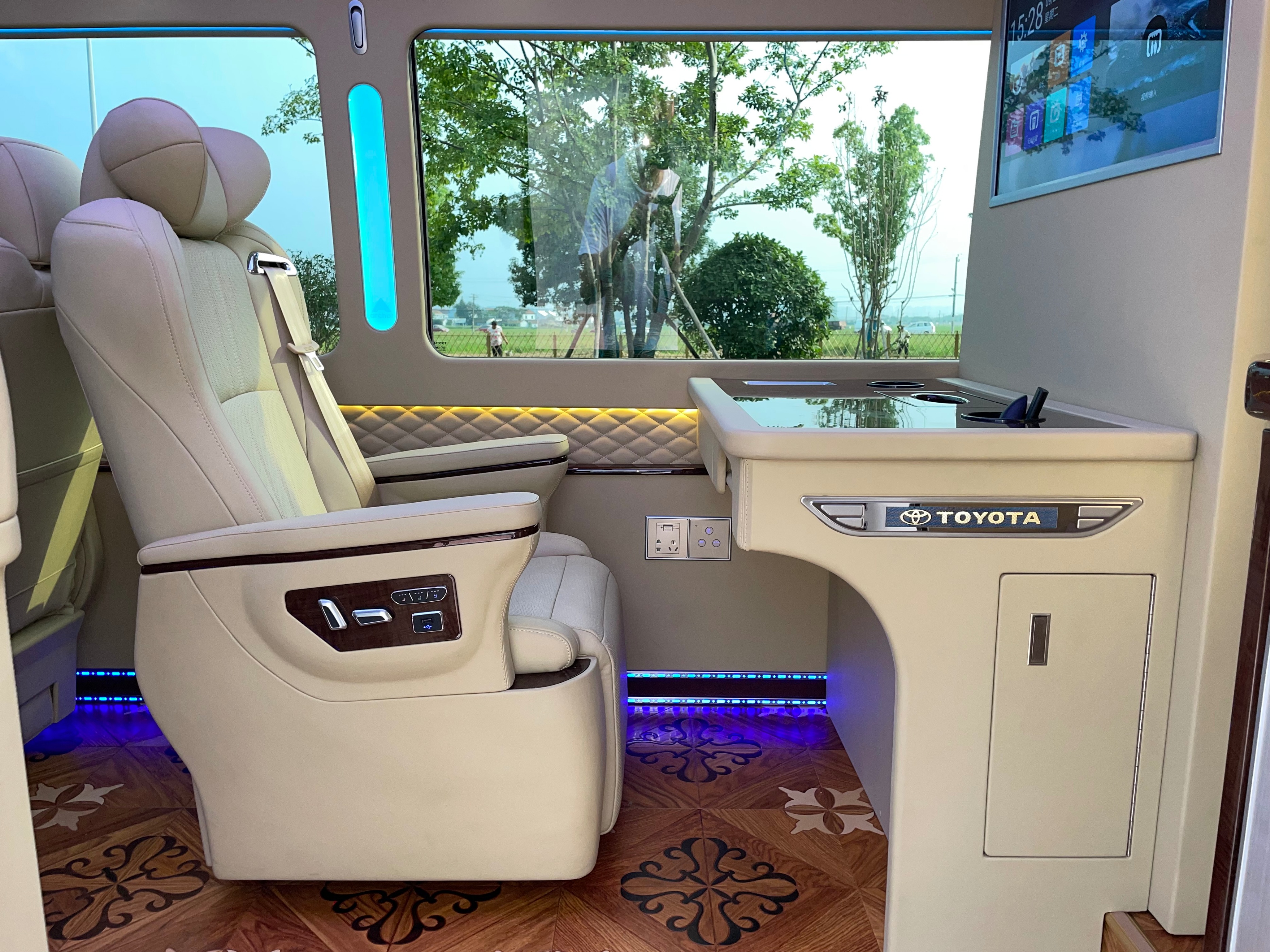 原装进口考斯特12座价格,考斯特原装进口