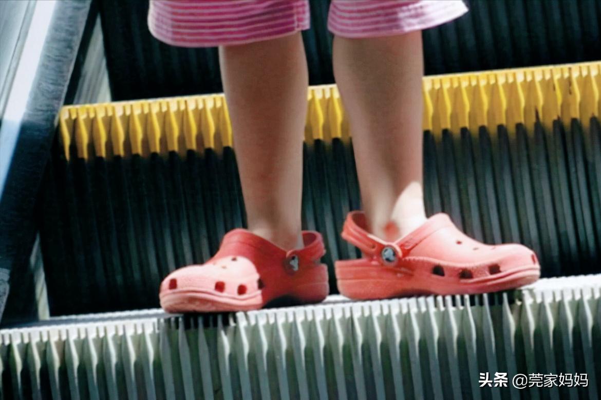 宝宝一周岁穿什么鞋对脚好,四季如何给宝宝选合适的鞋