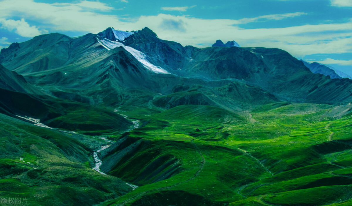 自驾哪里最好玩中国十大自驾游,自驾游5大经典路线自驾游攻略