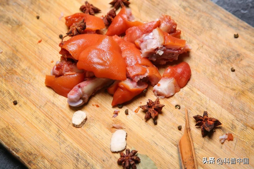 狂飙猪脚面片段,狂飙猪脚面正宗做法