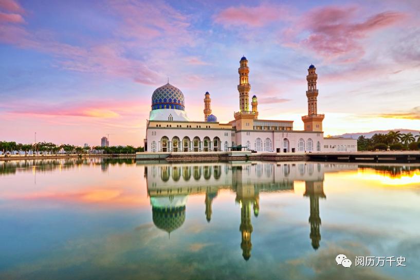 沙特阿拉伯为什么被称为石油王国,阿拉伯地区是名副其实的石油王国