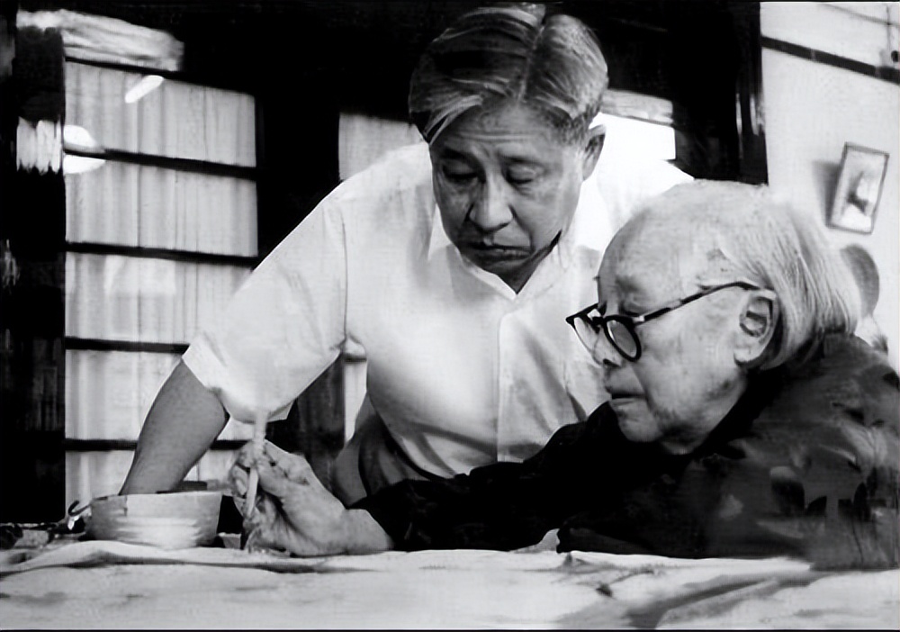 霍英东:建白天鹅宾馆,盖章太难祭出妙招,政策风向紧盯裸少女