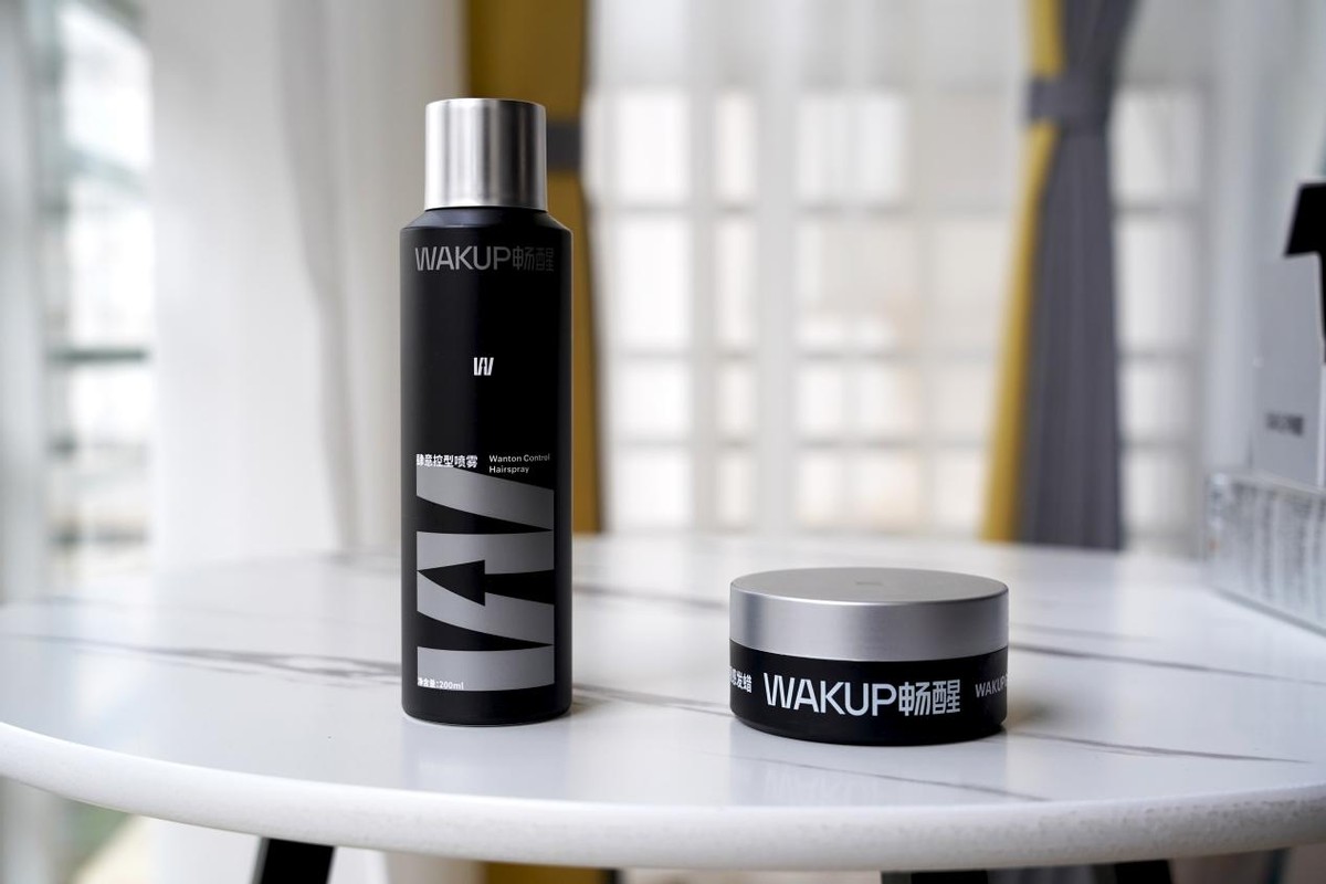 发质干枯毛躁去理发店怎么改善,没洗头怎么用发胶发蜡打理发型