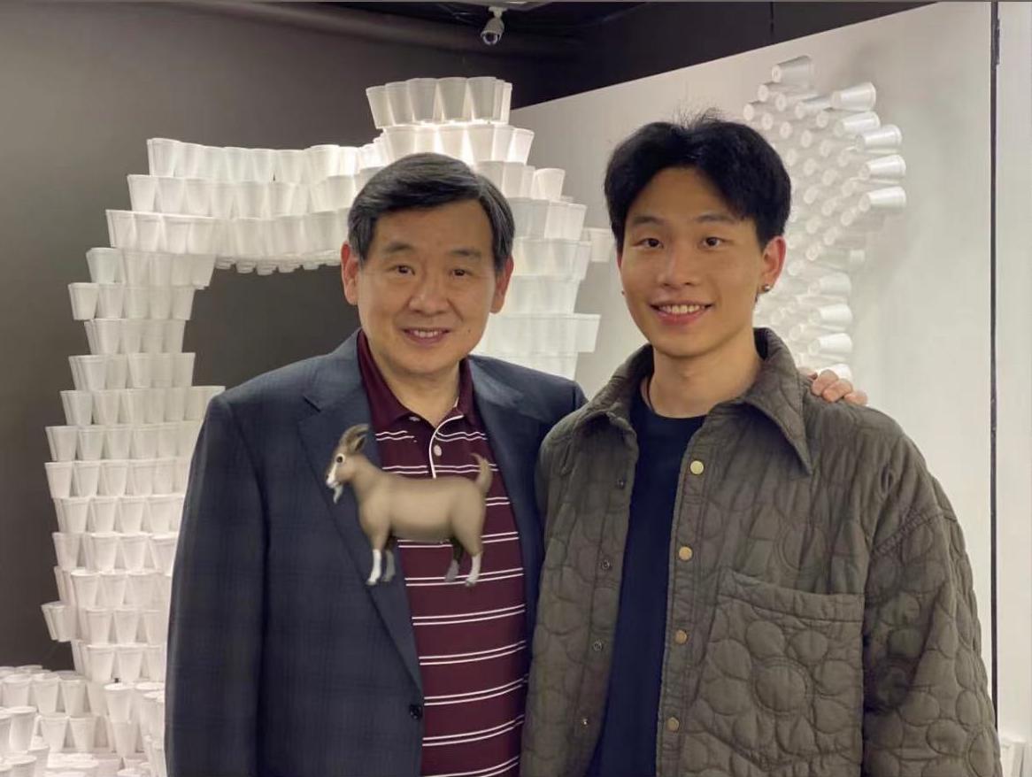 陈坤晒与儿子的合影,陈坤晒与儿子合照