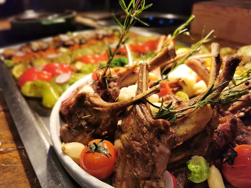 三亚归来不看海什么意思,三亚归来不看海黄山归来不看山