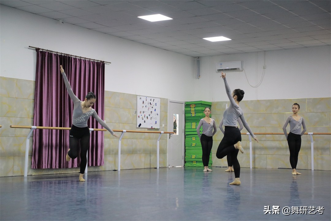 艺考舞蹈专业学费贵吗,舞蹈艺考培训就业前景如何
