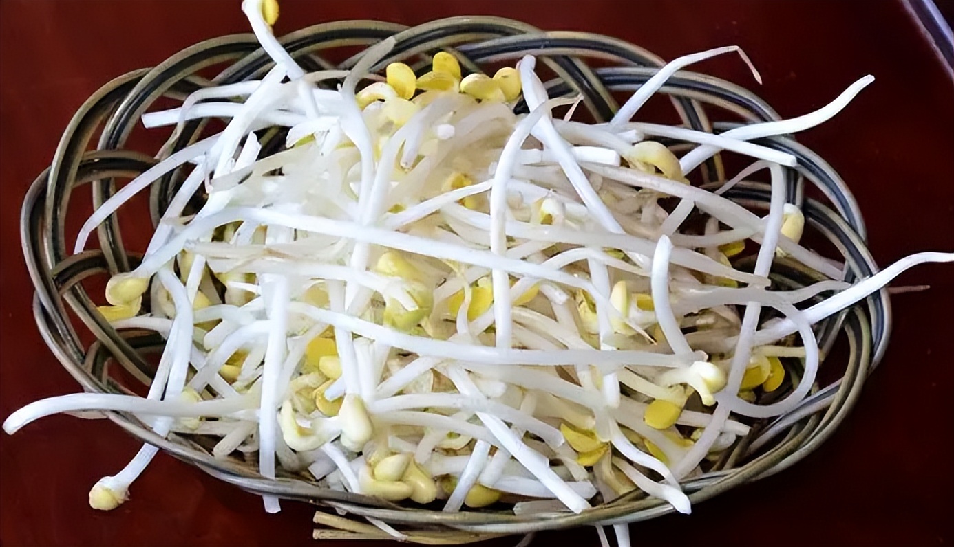 4种蔬菜被拉入致癌名单,哪三种蔬菜不能放进冰箱还会致癌