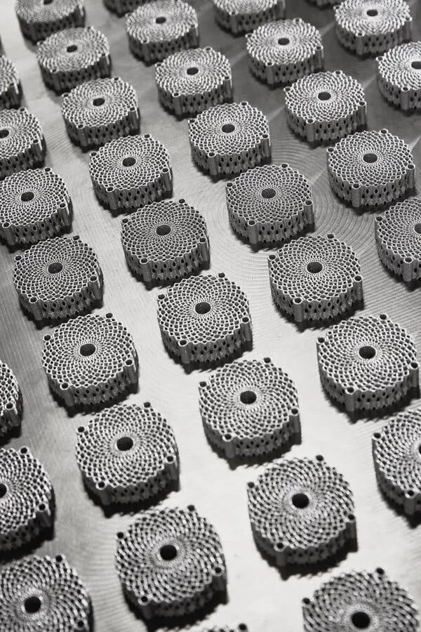 激光3d打印金属设备,激光3d打印金属件强度