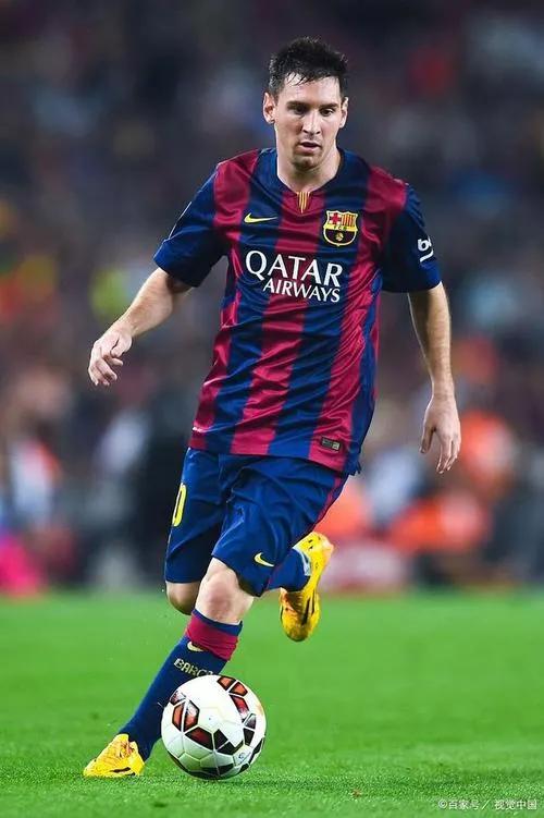 我为足球狂作文800字,我为足球狂小报