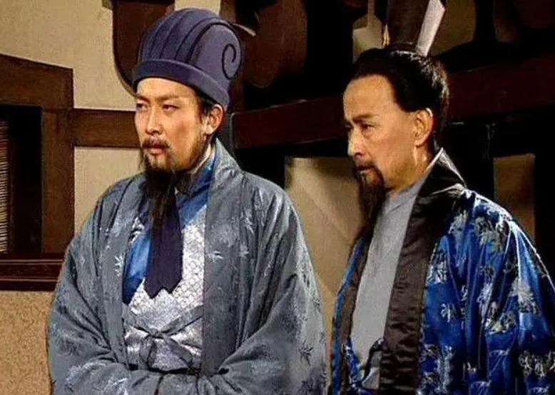 诸葛瑾和诸葛亮为什么各为其主,诸葛亮是诸葛瑾的哥哥还是弟弟