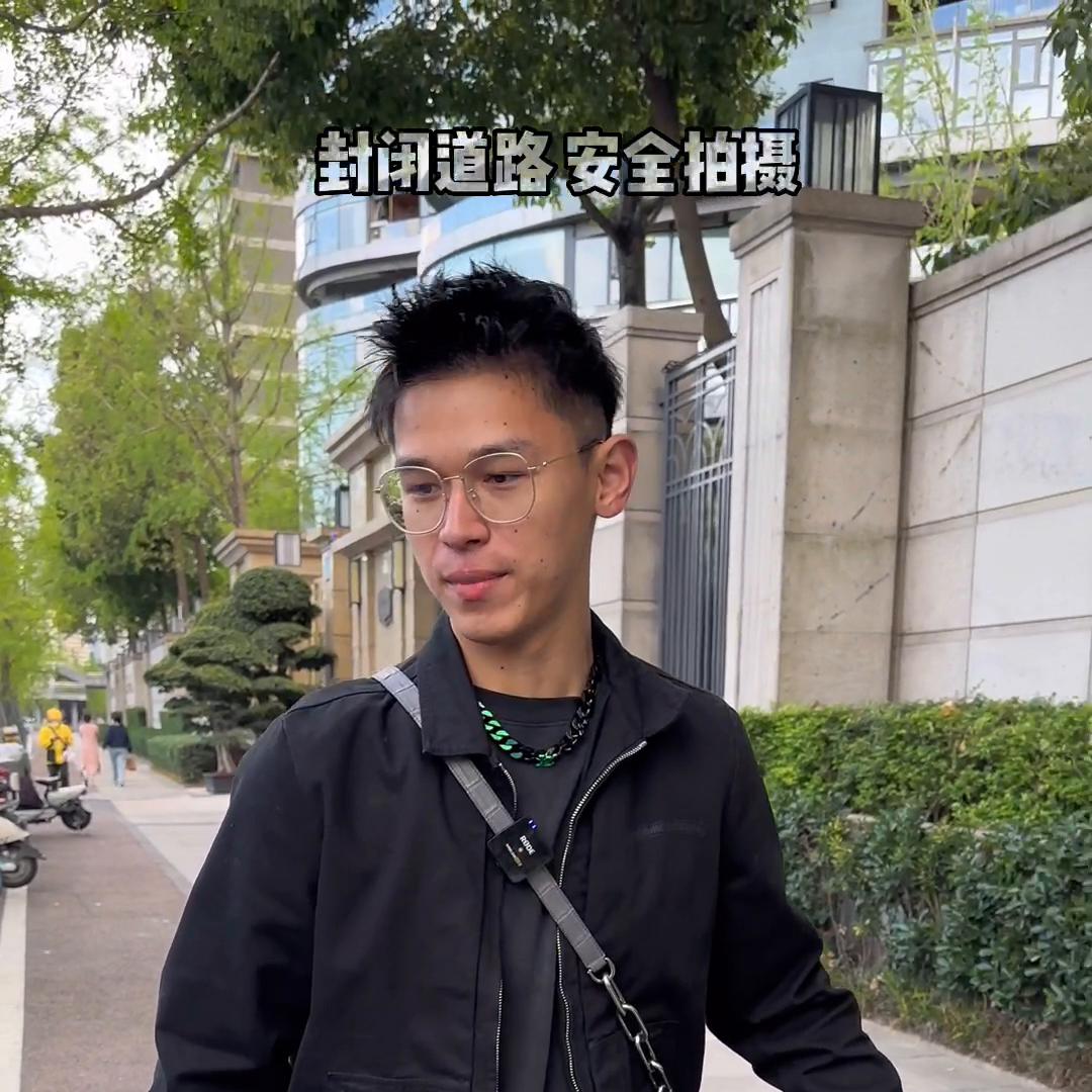 成都拿下高中学妹十多w的顶级服饰，今年收一万件衣服#杰毛奢潮