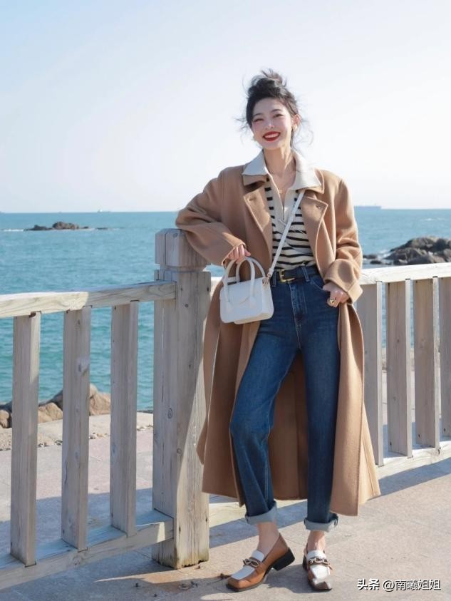 时髦阔腿裤冬,现在流行的阔腿裤秋冬怎么穿