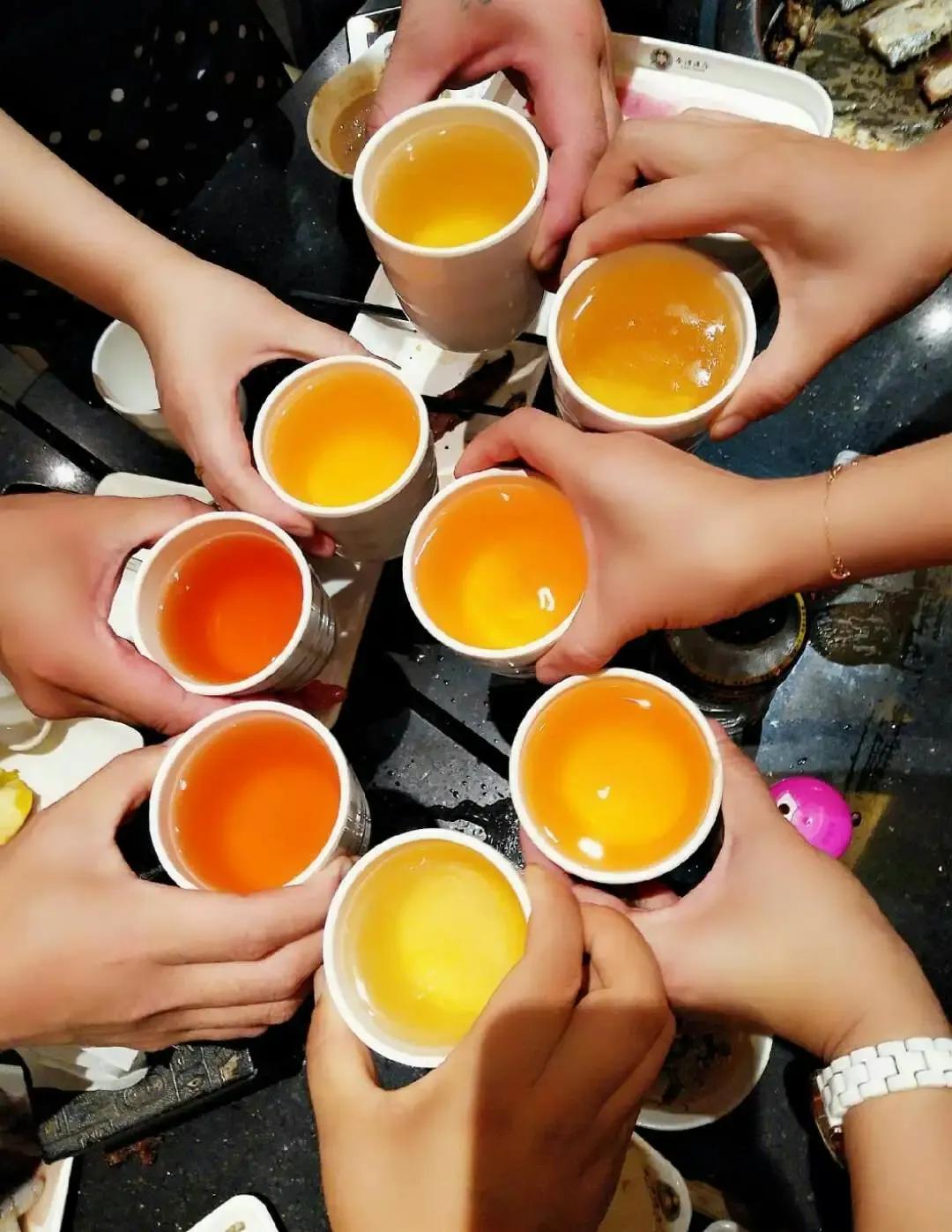 我那些生活水深火热，却又当又立的女闺蜜们