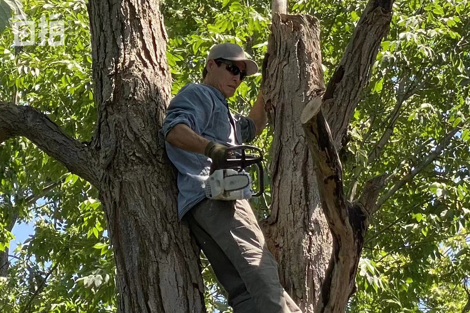 农民买彩票中1000万八个月花光,回到20年前买彩票中1200万