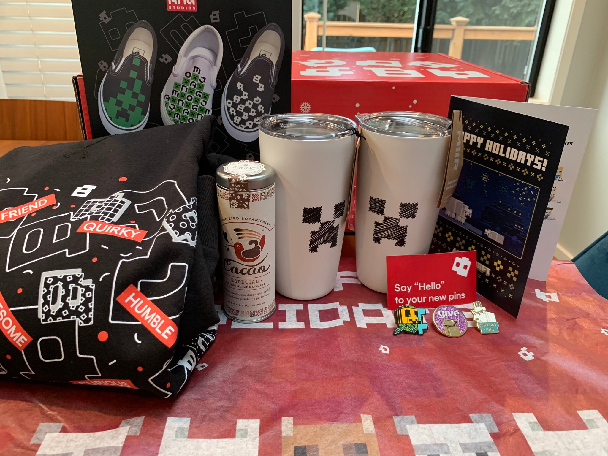 Minecraft年度逸闻：文言华夏版mc！Mojang员工披风惨遭破解