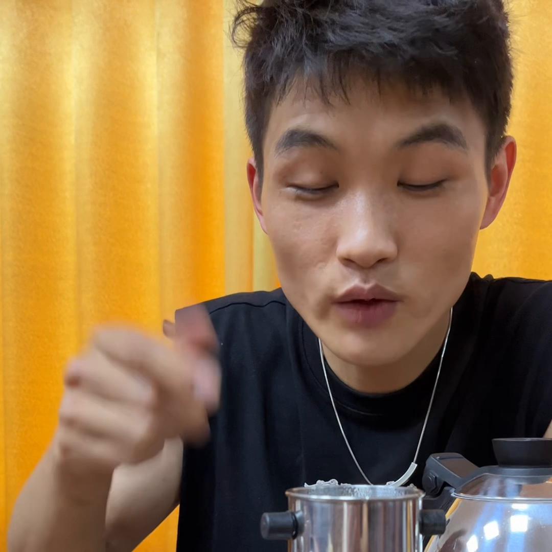 第一次约会她带我去星巴克,当你带女朋友第一次去星巴克