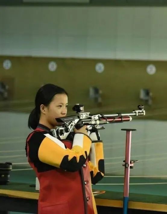 杨倩夺冠背后的心酸历程,杨倩夺得奥运首金全过程