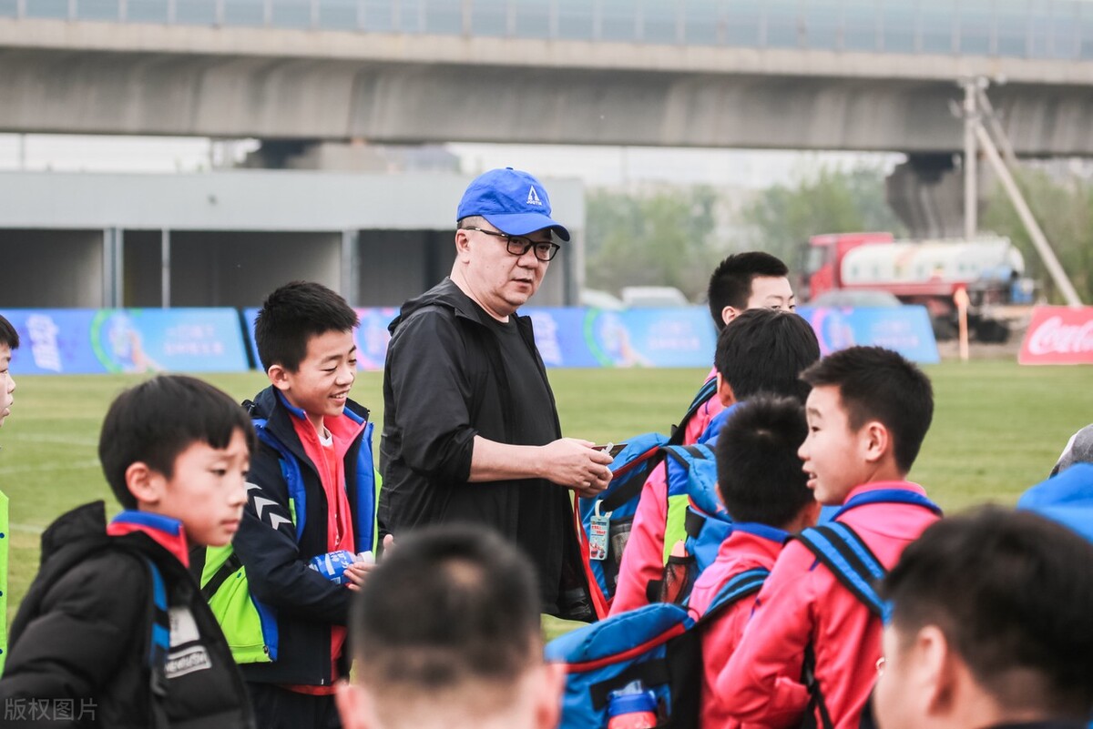 董路被抓了,董路被怼最惨的一次