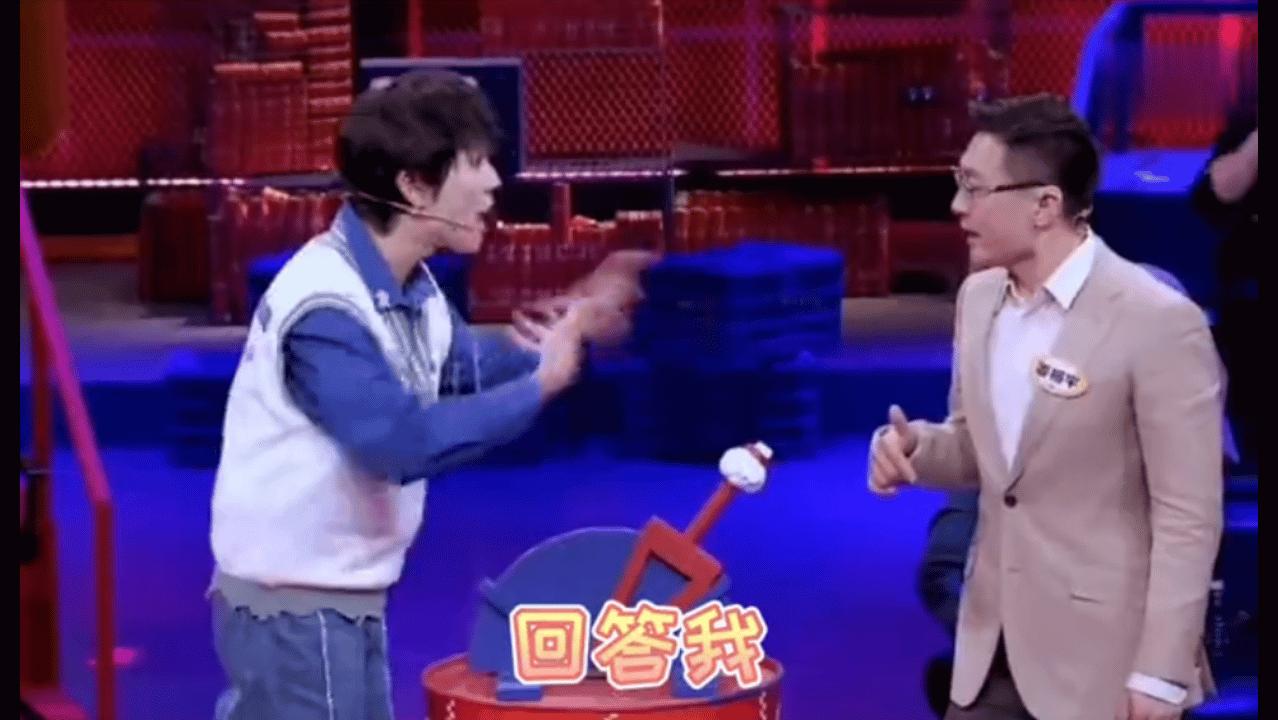 明星假发掉落搞笑视频,假发掉落搞笑视频大全