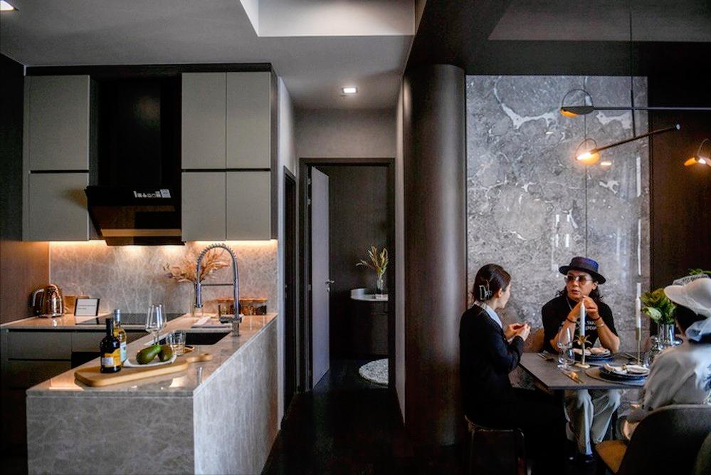 为什么这么多中国人在泰国,中国人定居泰国好吗