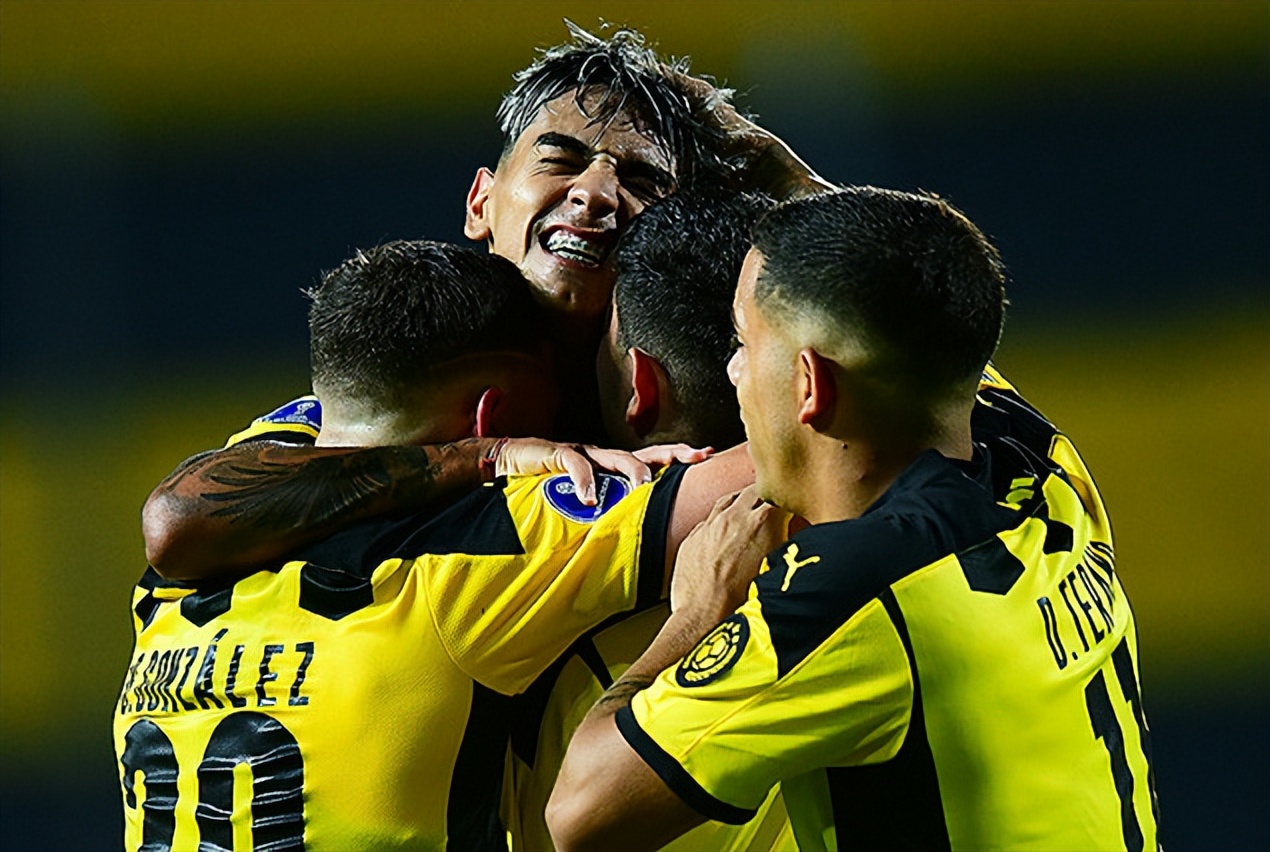 全场23次射门，却1比4惨败，这个乌拉圭豪门有点惨