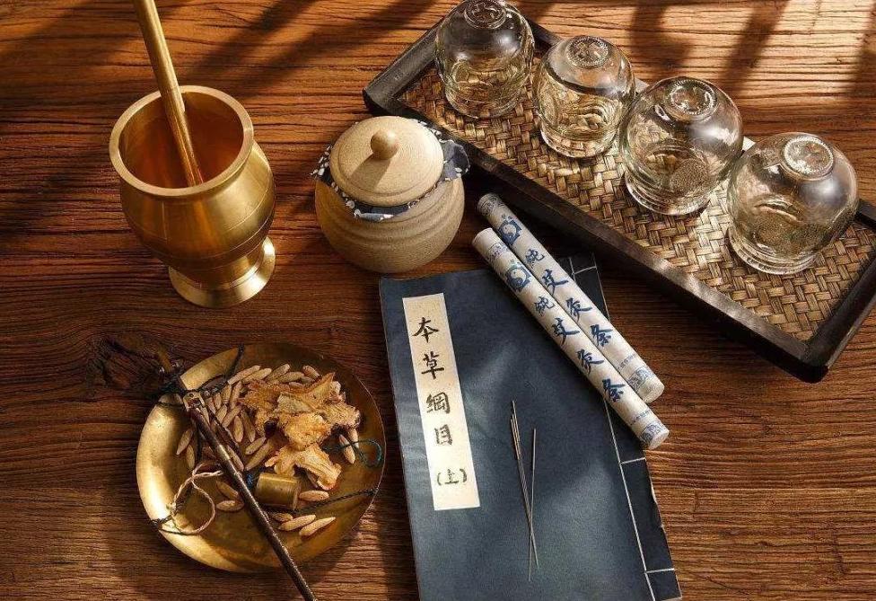 从《伤寒杂病论》中治疗肾病的经方诠释中药四气五味理论