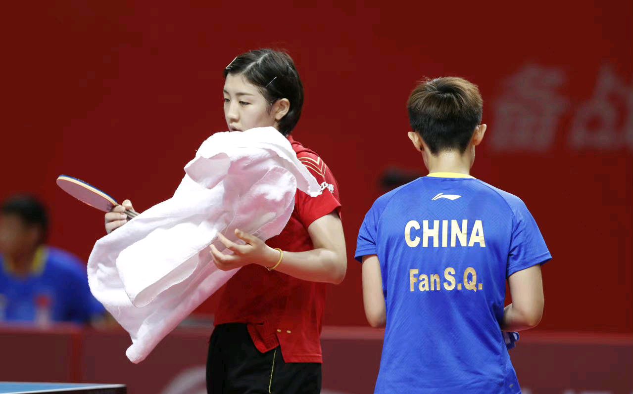 国乒的大兵团模式，检验出了孙颖莎的作用，确实不可替代