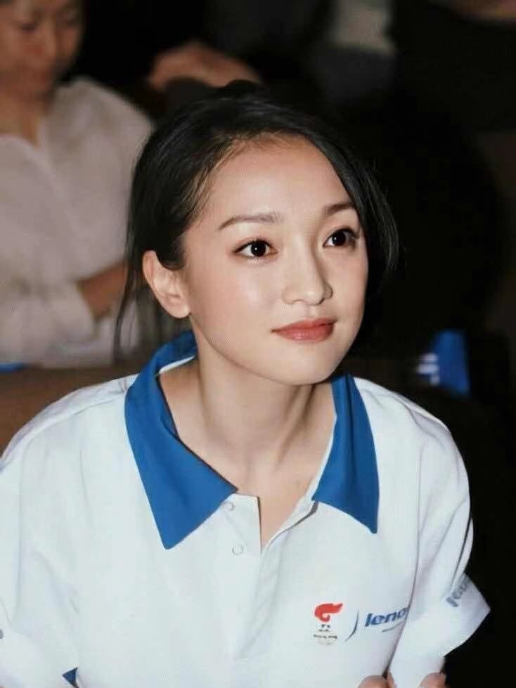 哪一位女明星眼睛最有魅惑,你认为眼睛好看的女明星都有谁