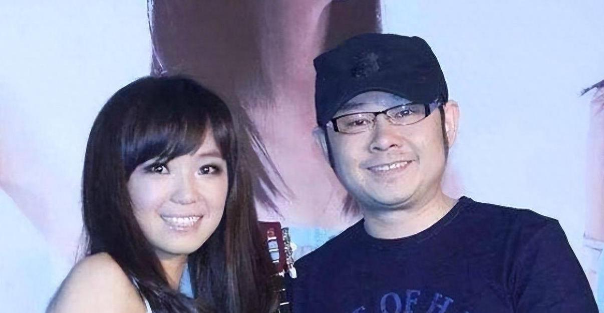 无耻之徒男的抱女的,无耻之极的男人