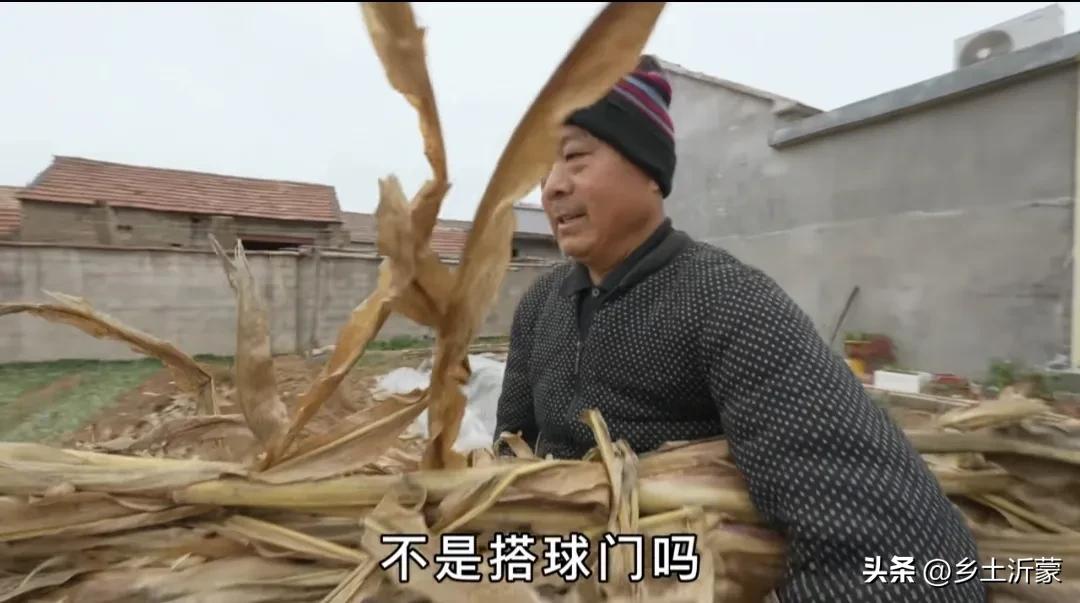 喷香哥与父亲,喷香哥父亲去老部队感人视频