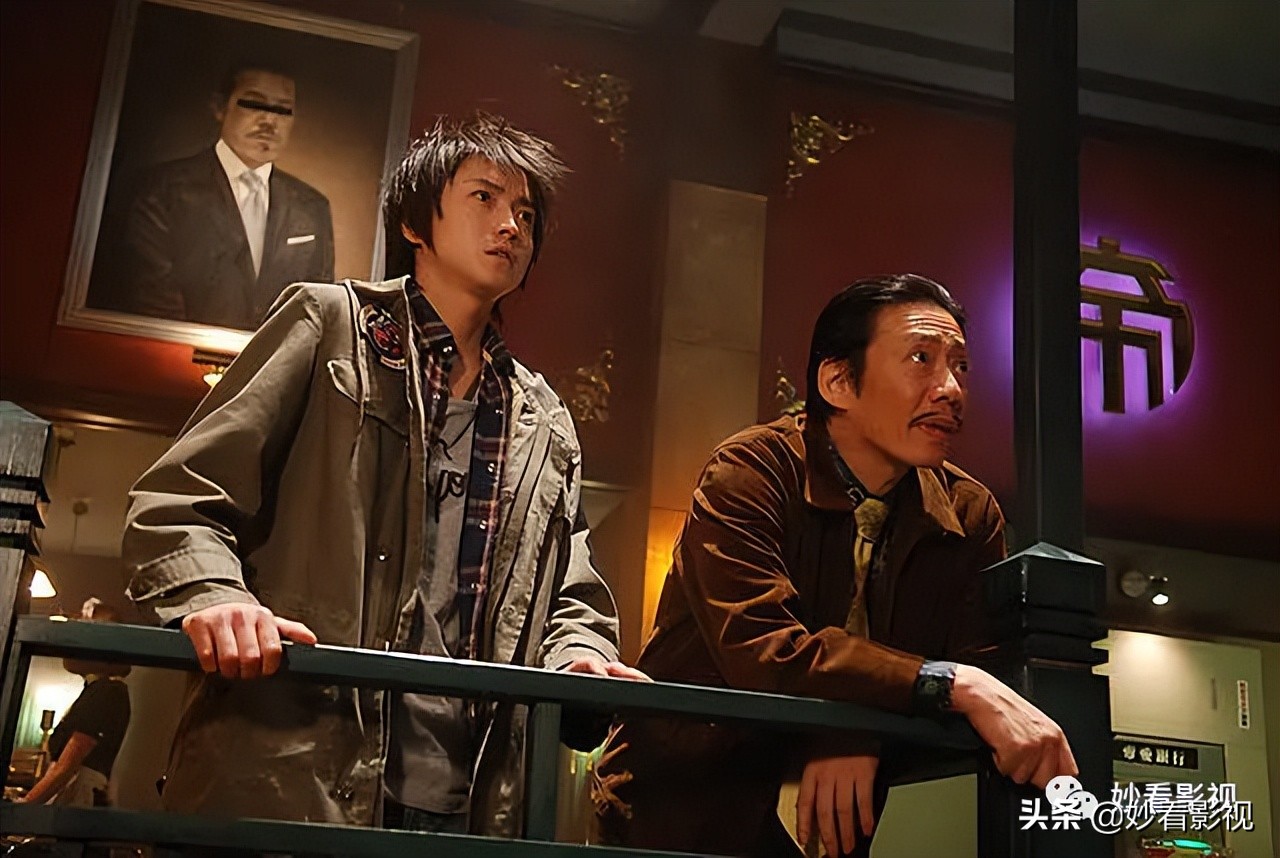 大力出奇迹完整版对话,大力出奇迹原版视频抢劫