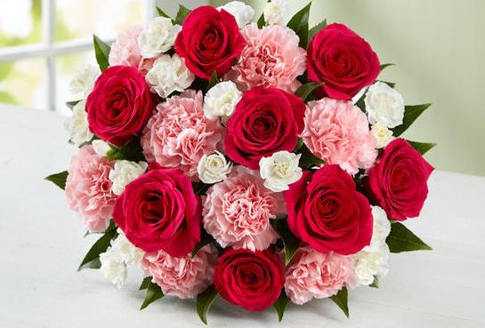 情人节送女朋友什么礼物比较有意义,情人节送女朋友什么礼物好呢知乎