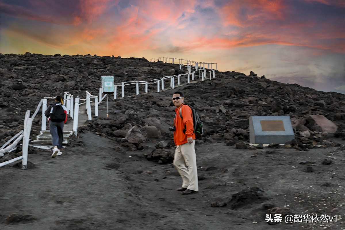 登上地球看月亮,登上地球之巅