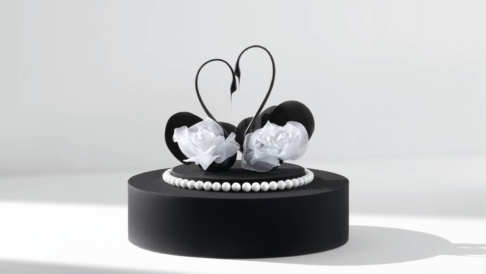 54岁四川男人,开蛋糕店身家20亿,离婚后玩摄影去过53次非洲