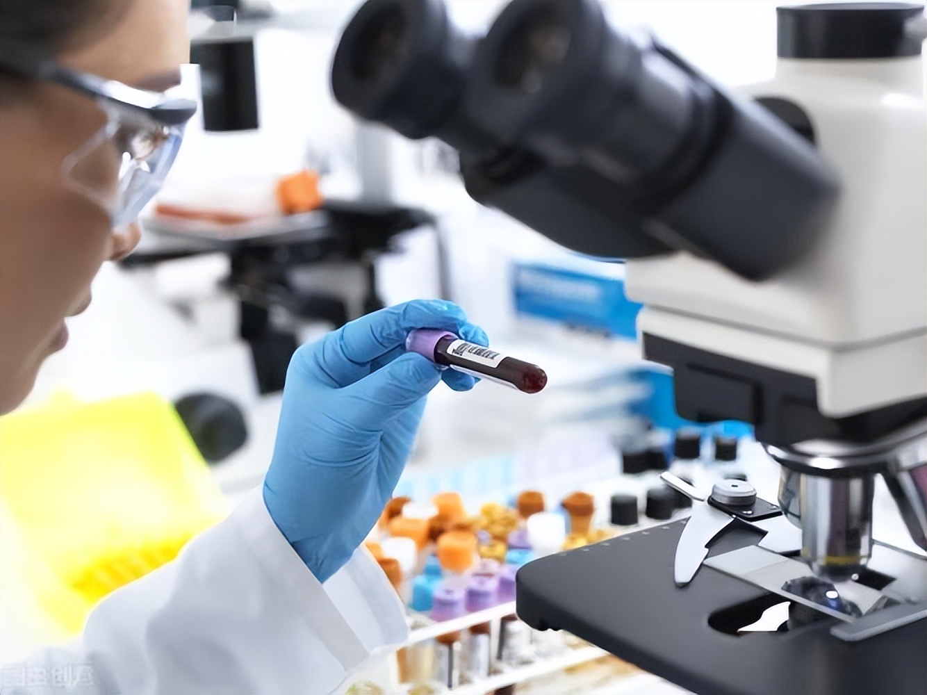 五种病,能通过“性传播”,你知道几个?医生劝告:别太放纵自己