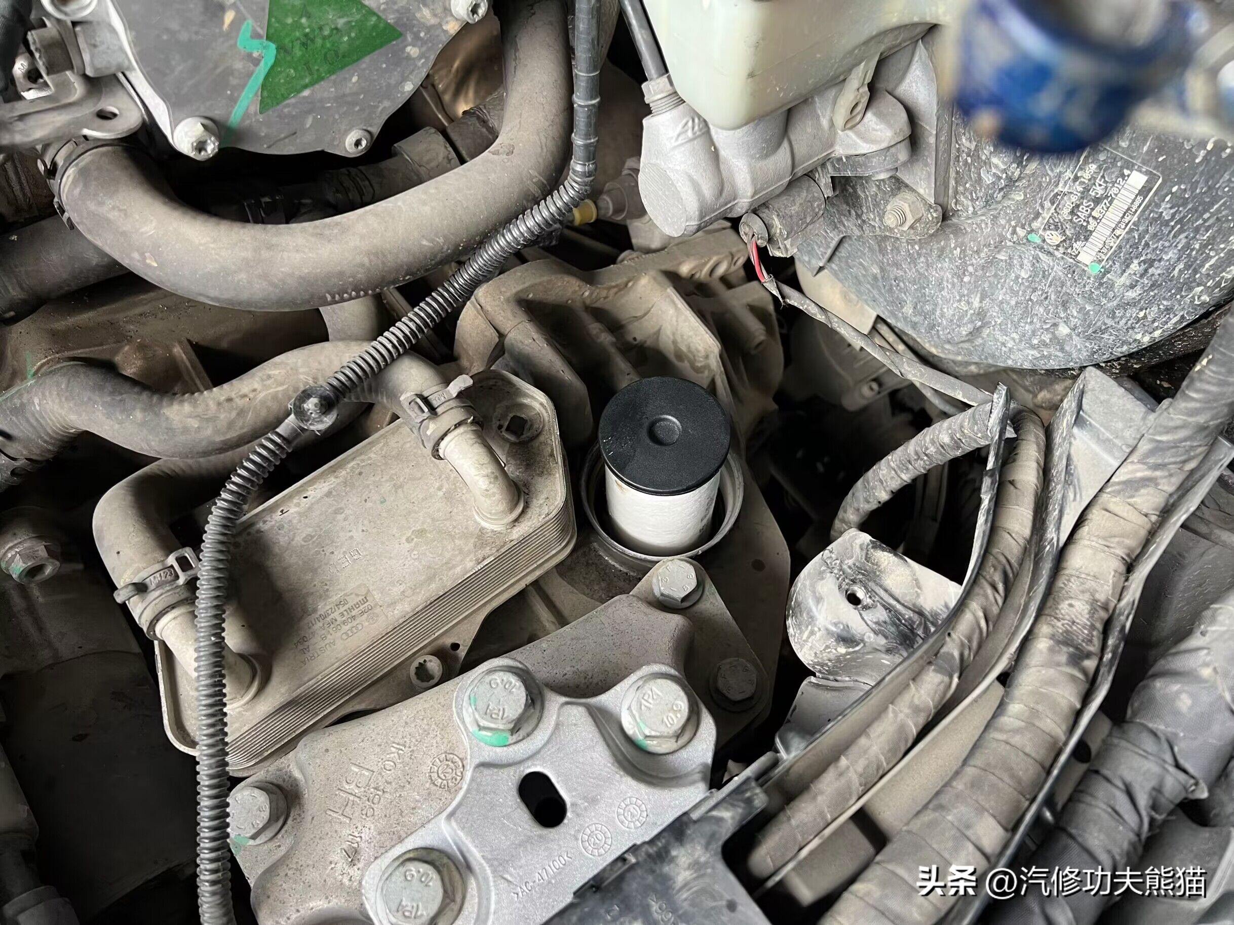 2017款大众迈腾10万公里烧机油,十年的迈腾怎么样后期维修费用