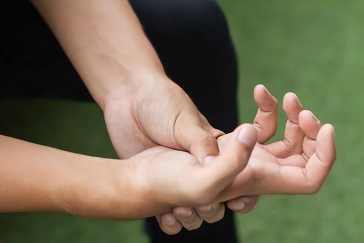 经常失眠情绪低落会导致抑郁症吗,经常失眠的人可以试试这个小妙招